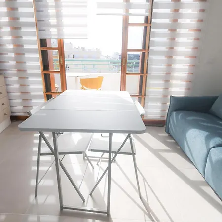 Apartamento Playa Delphin 402
